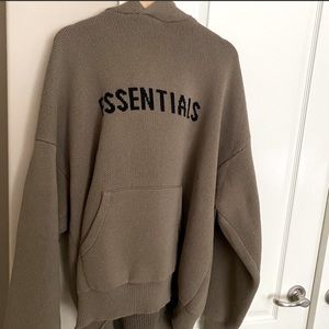 Essentials Hoodie in XXL- Authentic